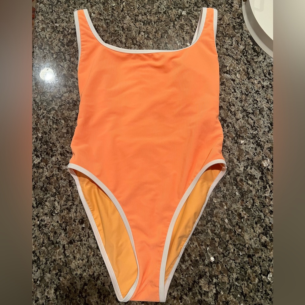 Lainsnow XL Cantaloupe